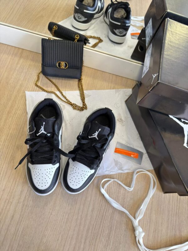 Air Jordan Panda - Imagem 2