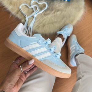 AD Samba branco azul bebê
