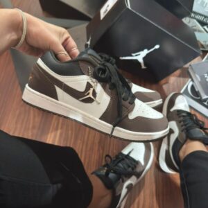 Jordan Low Café Preto