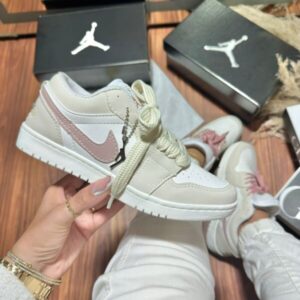 Jordan Low Marfim Branco