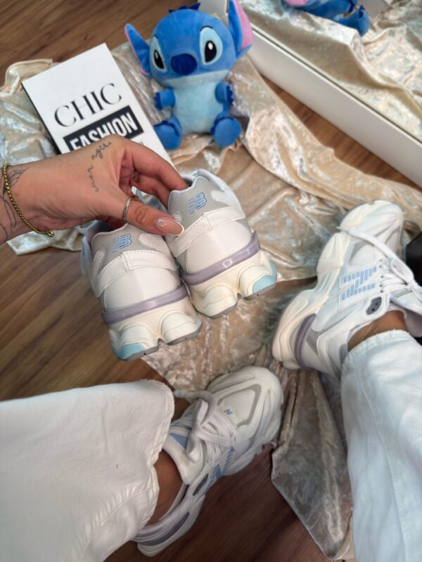 New Balance 9060 Branco e Azul - Imagem 2