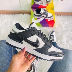 Nike Dunk Low Twist preto e branco