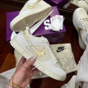 Dunk SB Gold Light