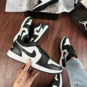 Jordan Low 1 Preto e Branco